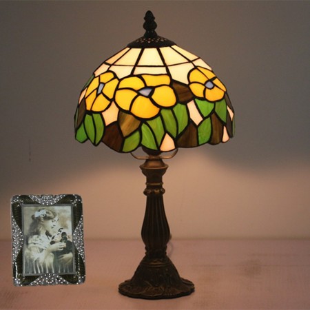 8 Inch European Stained Glass Table Lamp